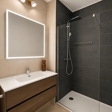 Apartment Le Soixante Sept Polygone Deux Avec Parking Straßburg